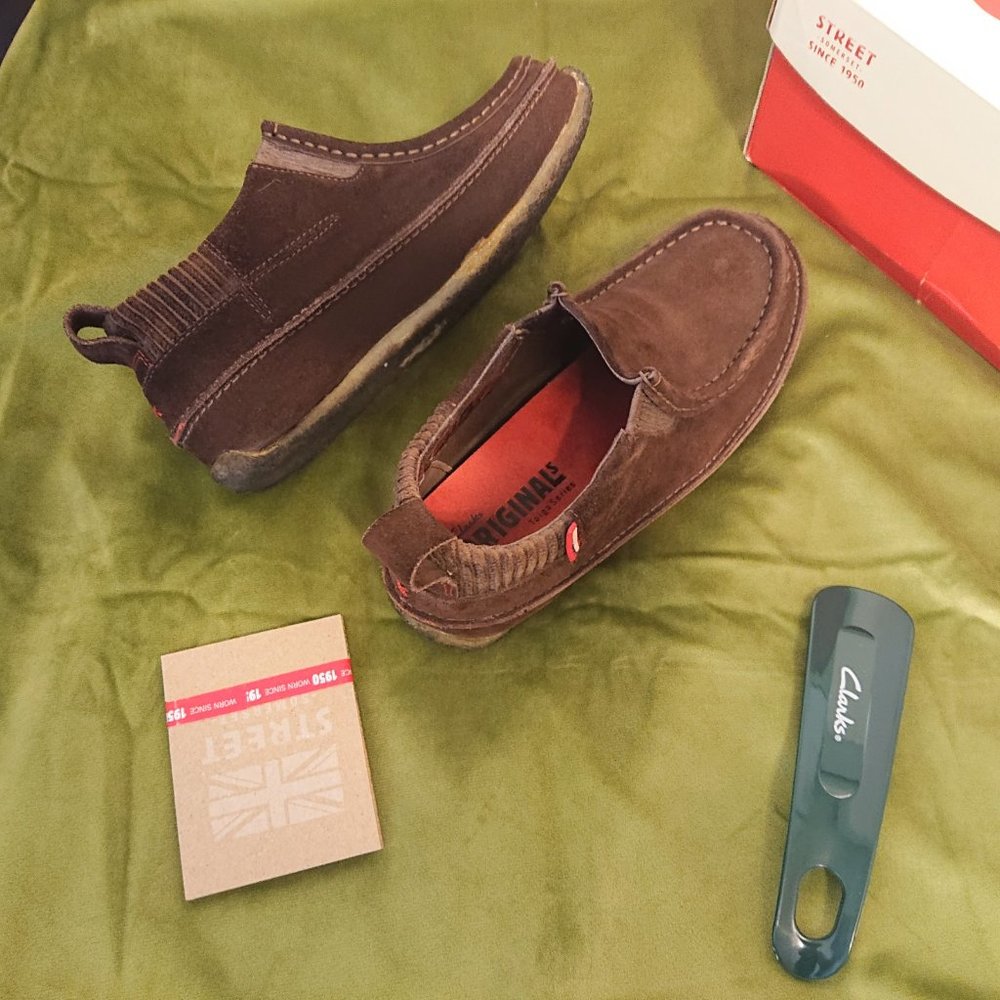 Clarks Originals Taiga Chukka Loafers - women's size 6